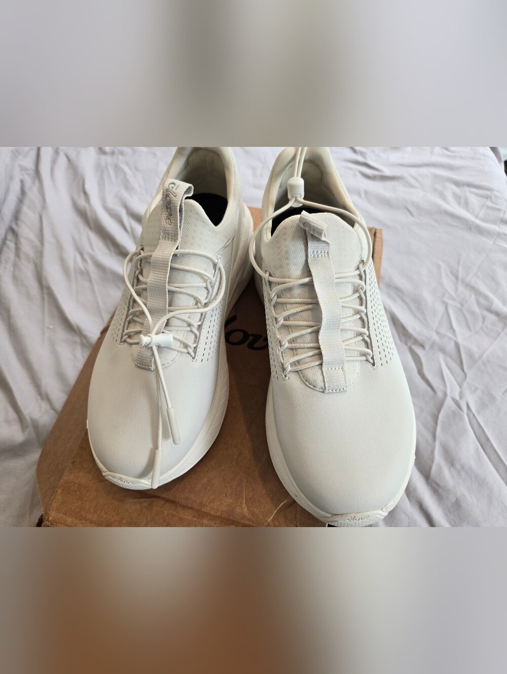 NEW Clove Forte Wide Nursing Shoes Brilliant White Women’s 7.5 Men’s 6